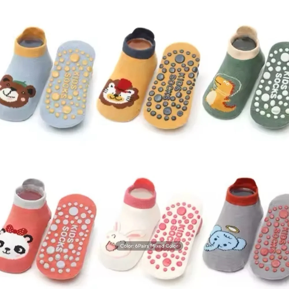 New 5 pair non slip floor socks age 3-5